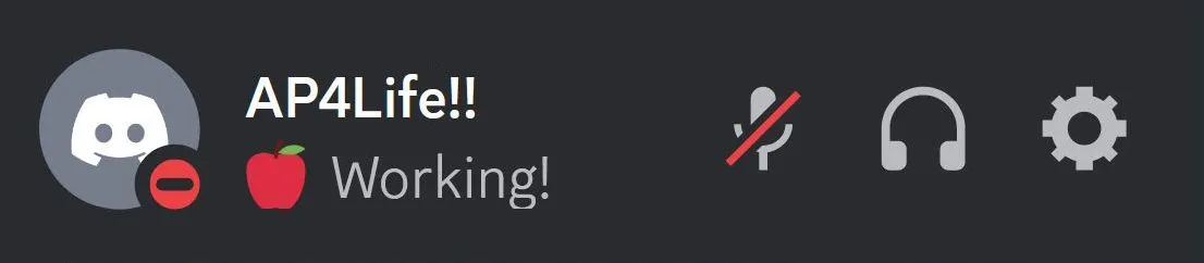 Ví dụ về trạng thái Tùy chỉnh trên Discord với biểu tượng cảm xúc và văn bản