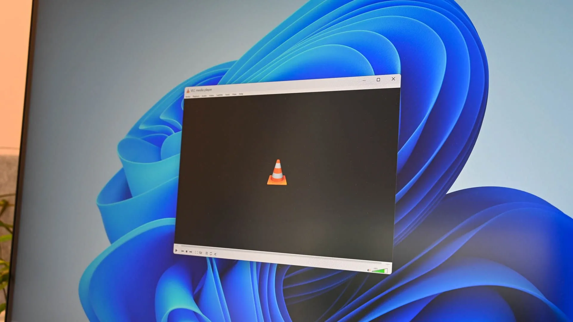 VLC Media Player đang mở trên Windows 11