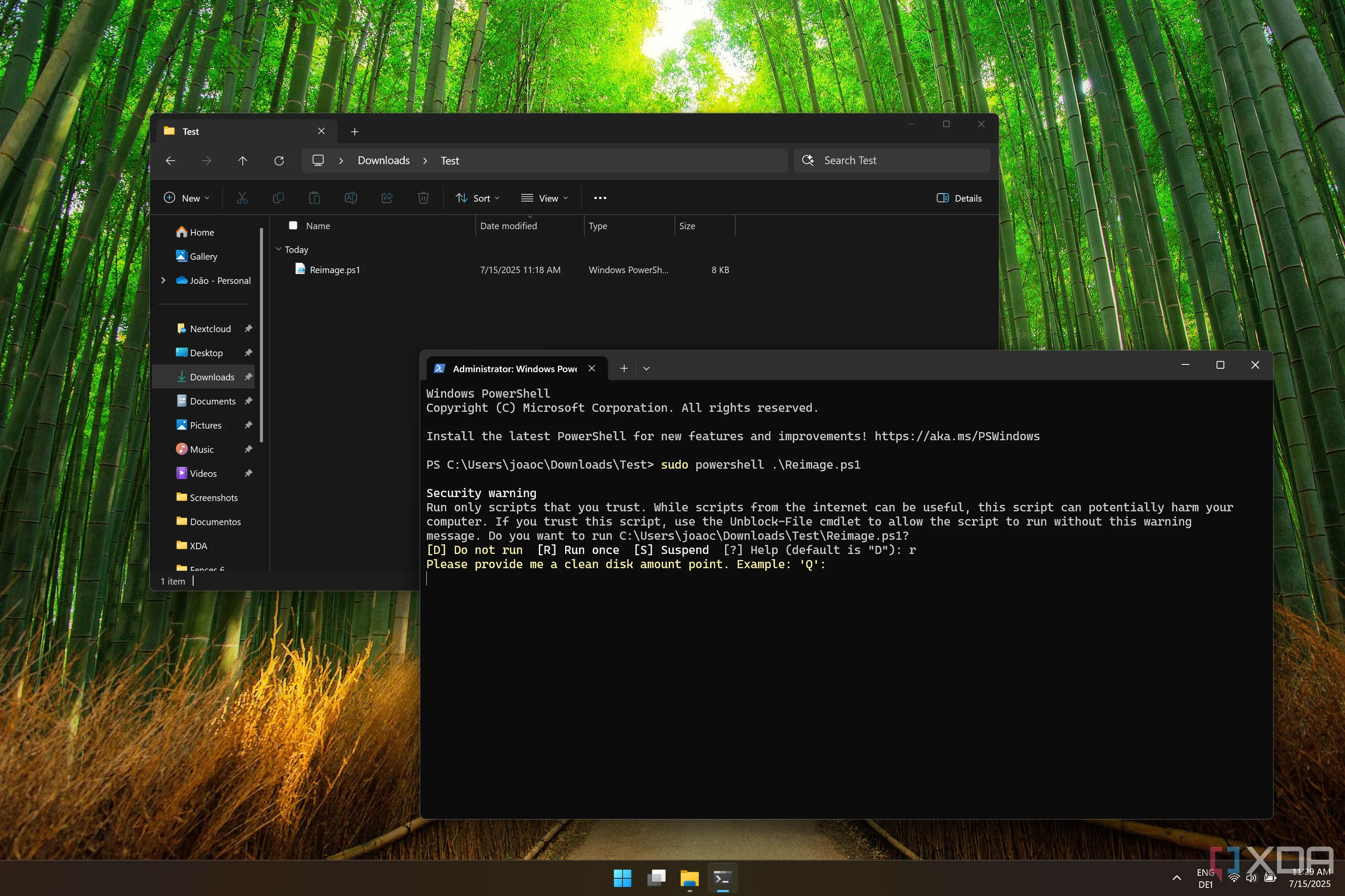 Chạy lệnh sudo để thực thi script PowerShell trong một thư mục cụ thể trên Windows Terminal, hiển thị sự tích hợp với File Explorer