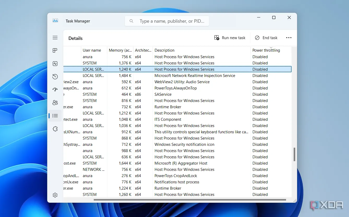 Cột Power Throttling trong Task Manager cho biết tiến trình nào đang bị hạn chế năng lượng