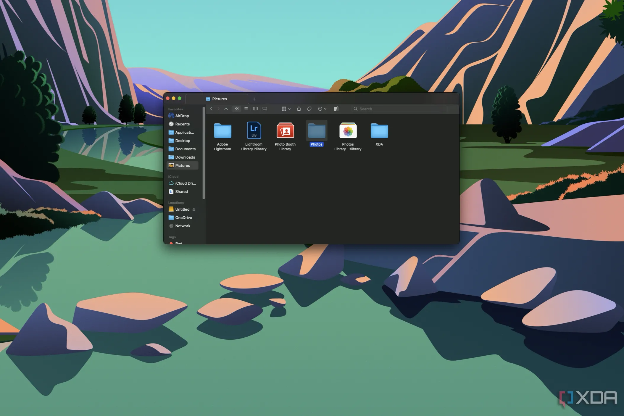 Image default
