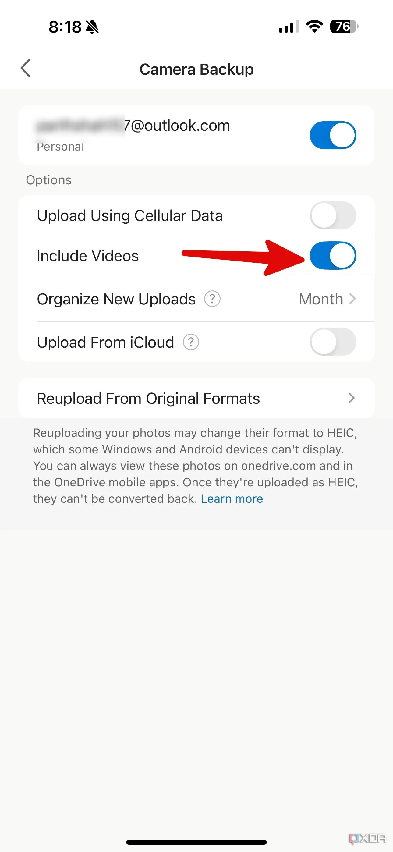 Màn hình cài đặt 'Camera backup' trên ứng dụng OneDrive di động với tùy chọn 'Include Videos' để tắt sao lưu video