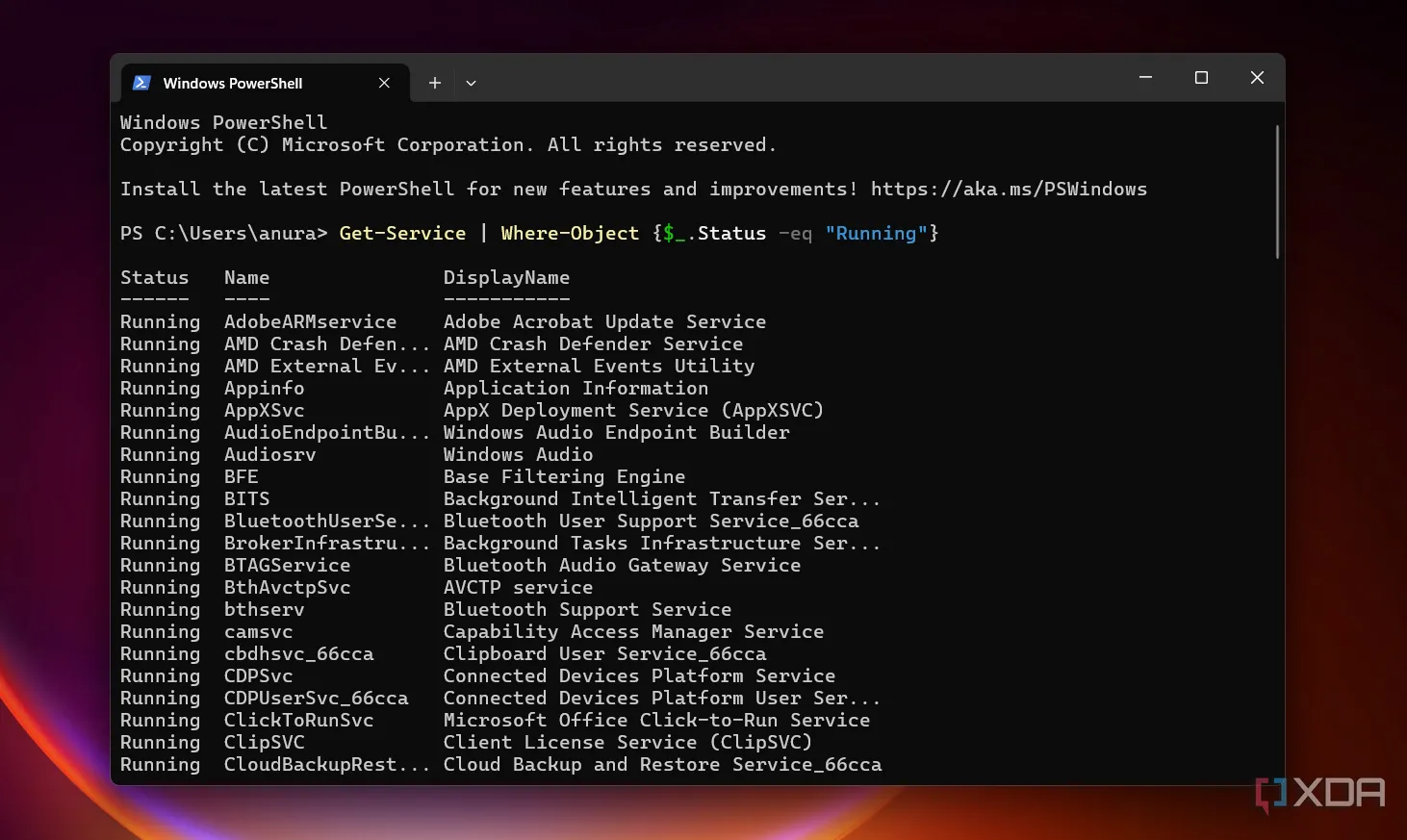 Màn hình giao diện PowerShell minh họa khả năng chuyển hướng và lọc dữ liệu bằng lệnh Get-Service và Where-Object, nhấn mạnh tính năng chuyển hướng nâng cao.