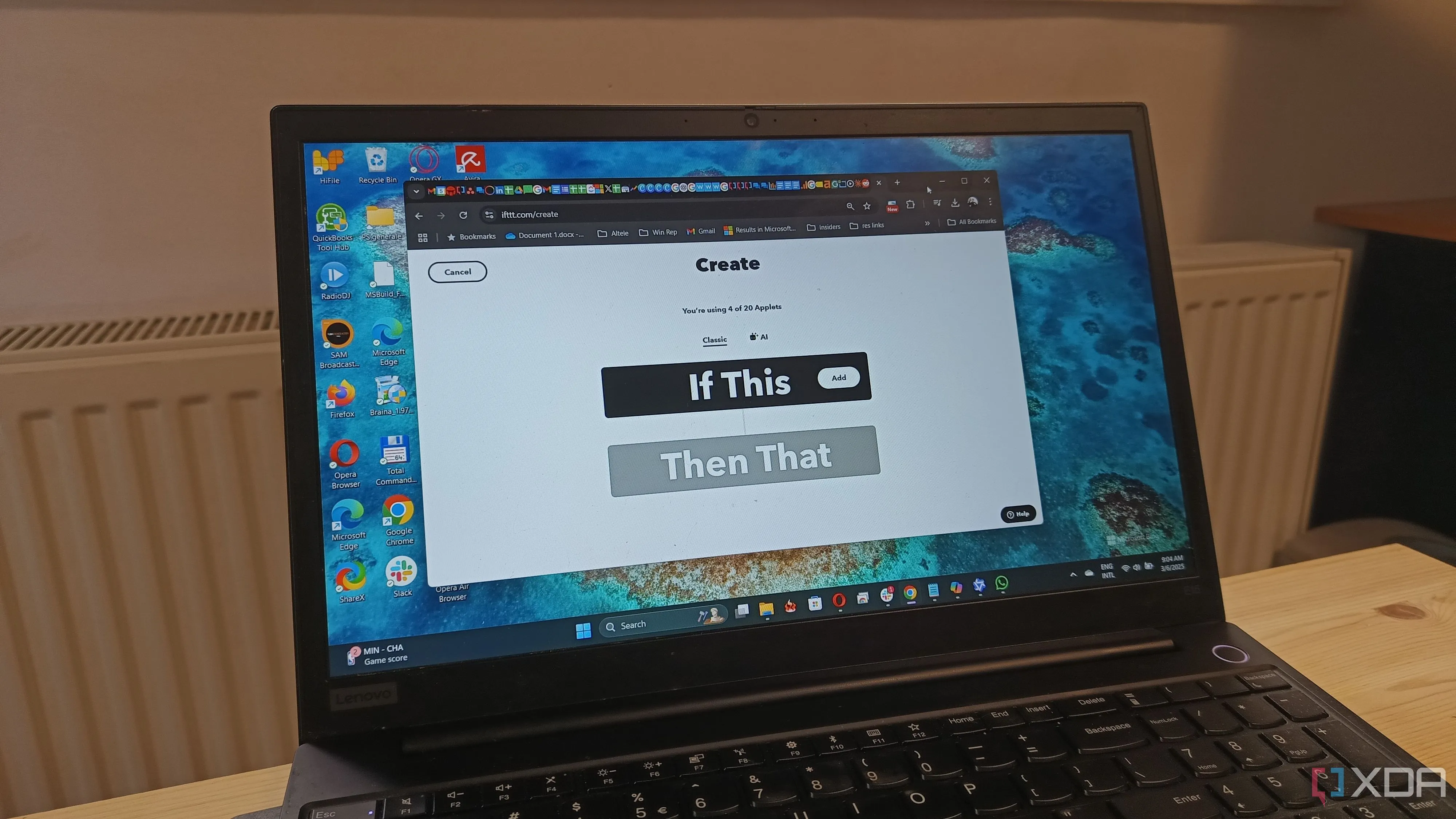 Màn hình laptop hiển thị quá trình thiết lập tự động hóa qua nền tảng IFTTT