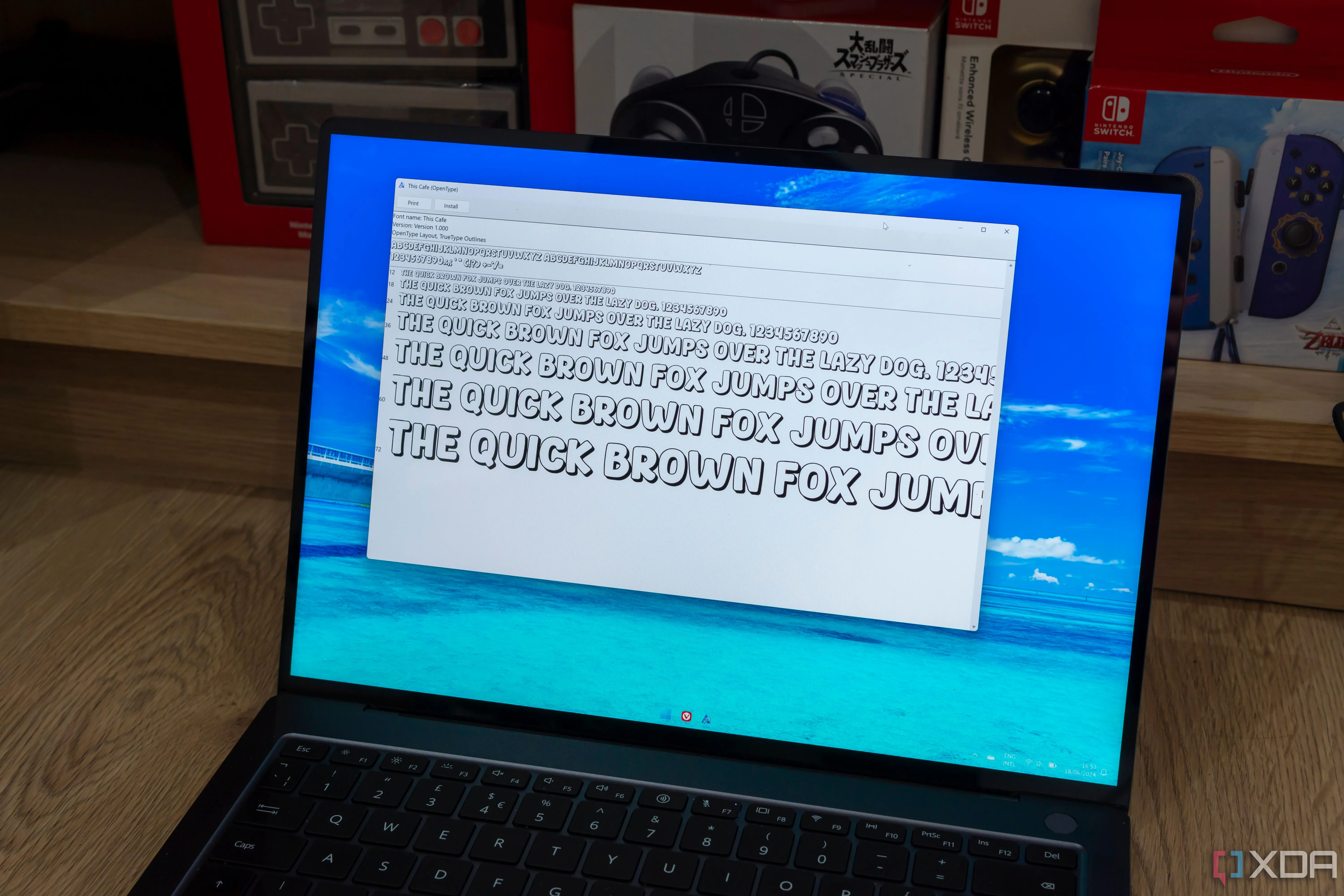 Một laptop hiển thị chế độ xem trước font trên Windows 11