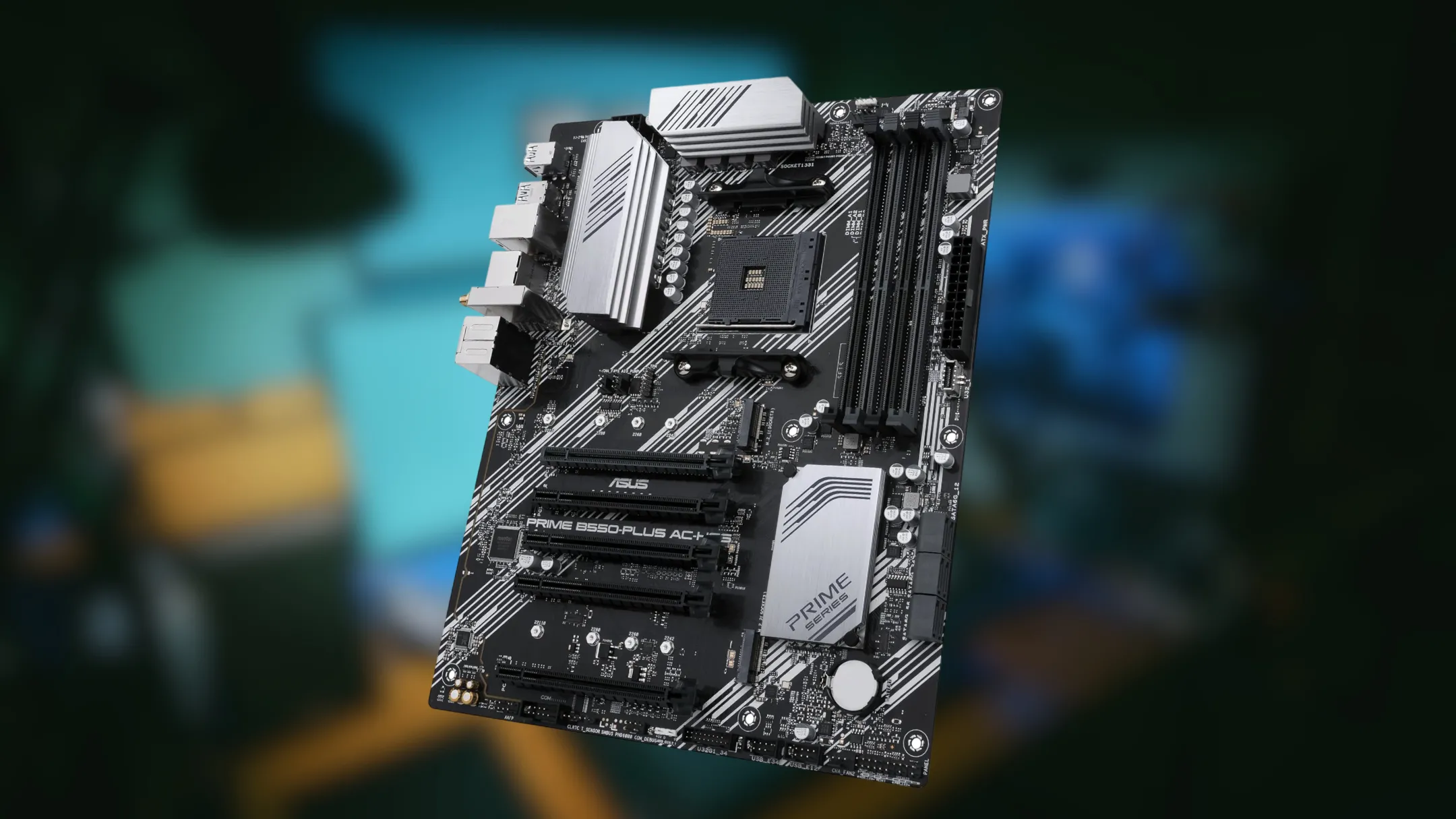 Cận cảnh mainboard ASUS Prime B550-Plus với các khe cắm M.2 SSD và tản nhiệt VRM