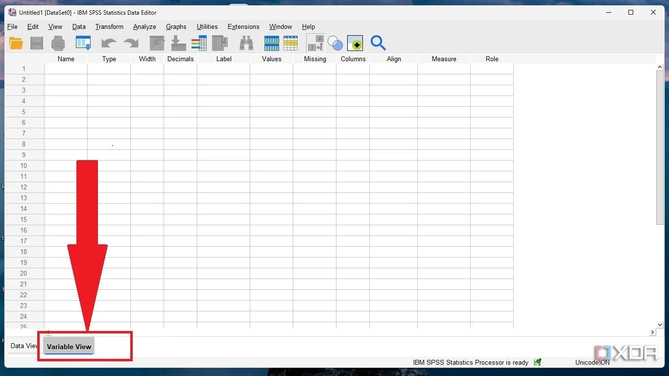 Chọn tab Chế độ Biến (Variable View) trong giao diện SPSS