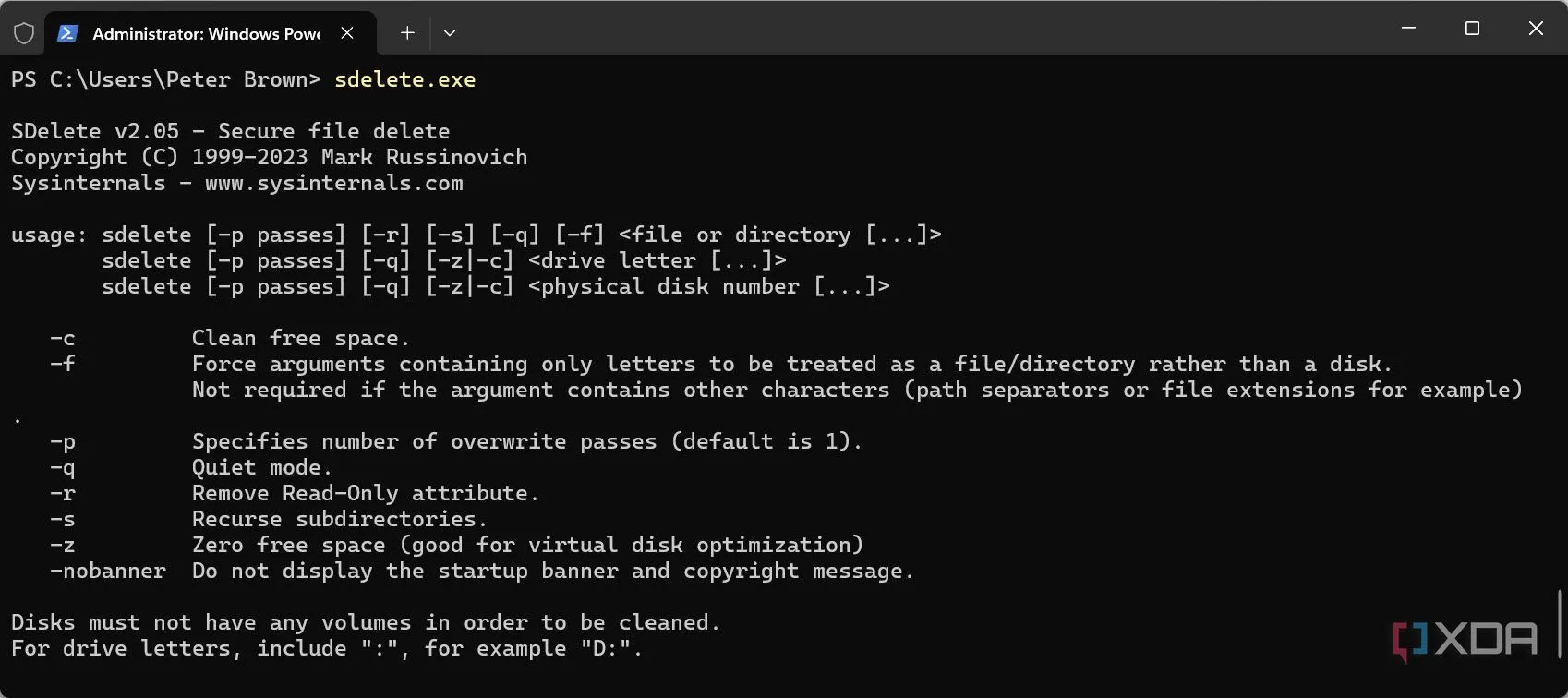 Cửa sổ Command Prompt hiển thị lệnh sdelete.exe, minh họa cách sử dụng công cụ Sysinternals SDelete để xóa dữ liệu an toàn