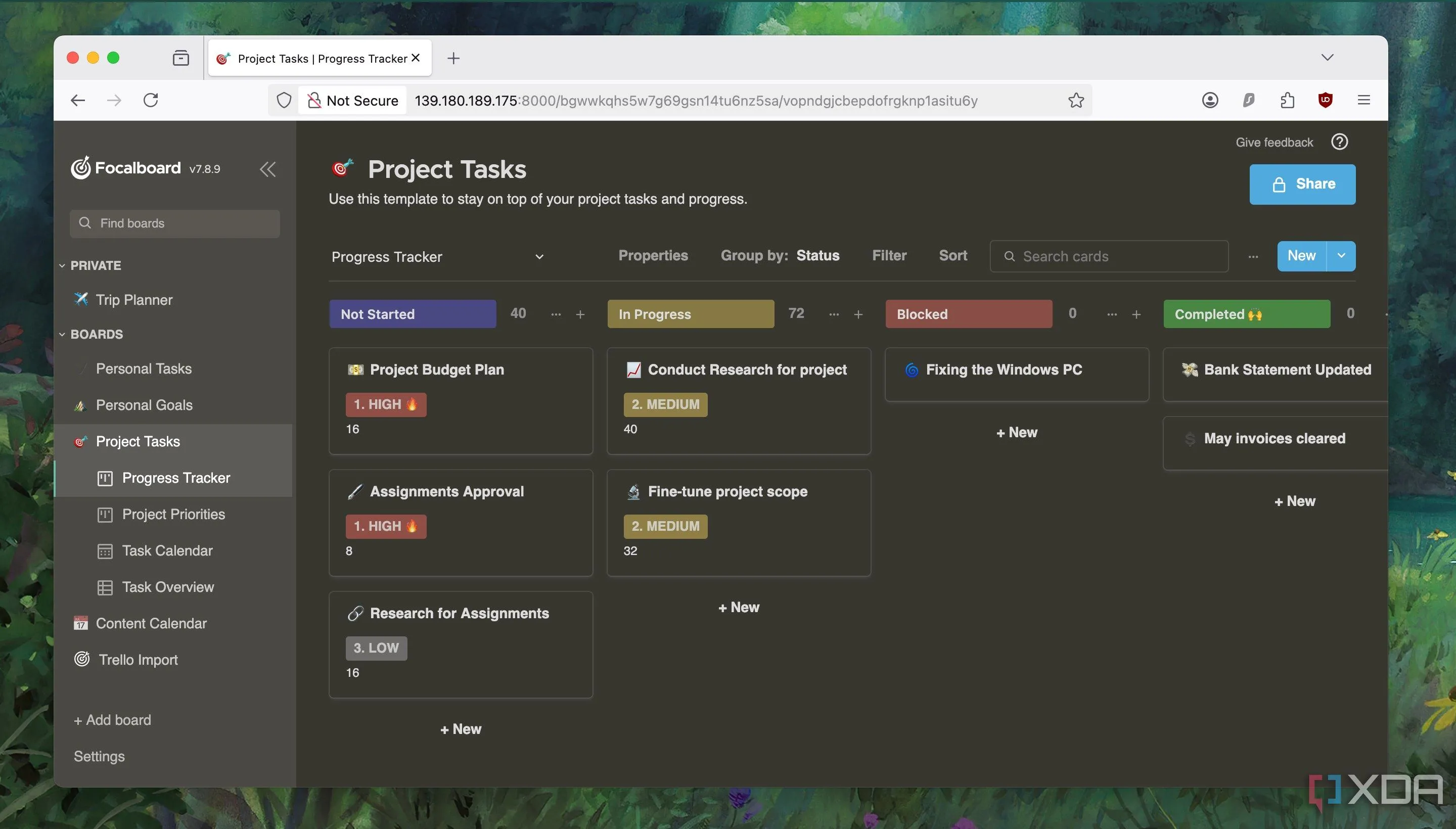 Giao diện Dark Theme của Focalboard trên màn hình máy tính, thể hiện chế độ nền tối thân thiện với mắt khi sử dụng cục bộ