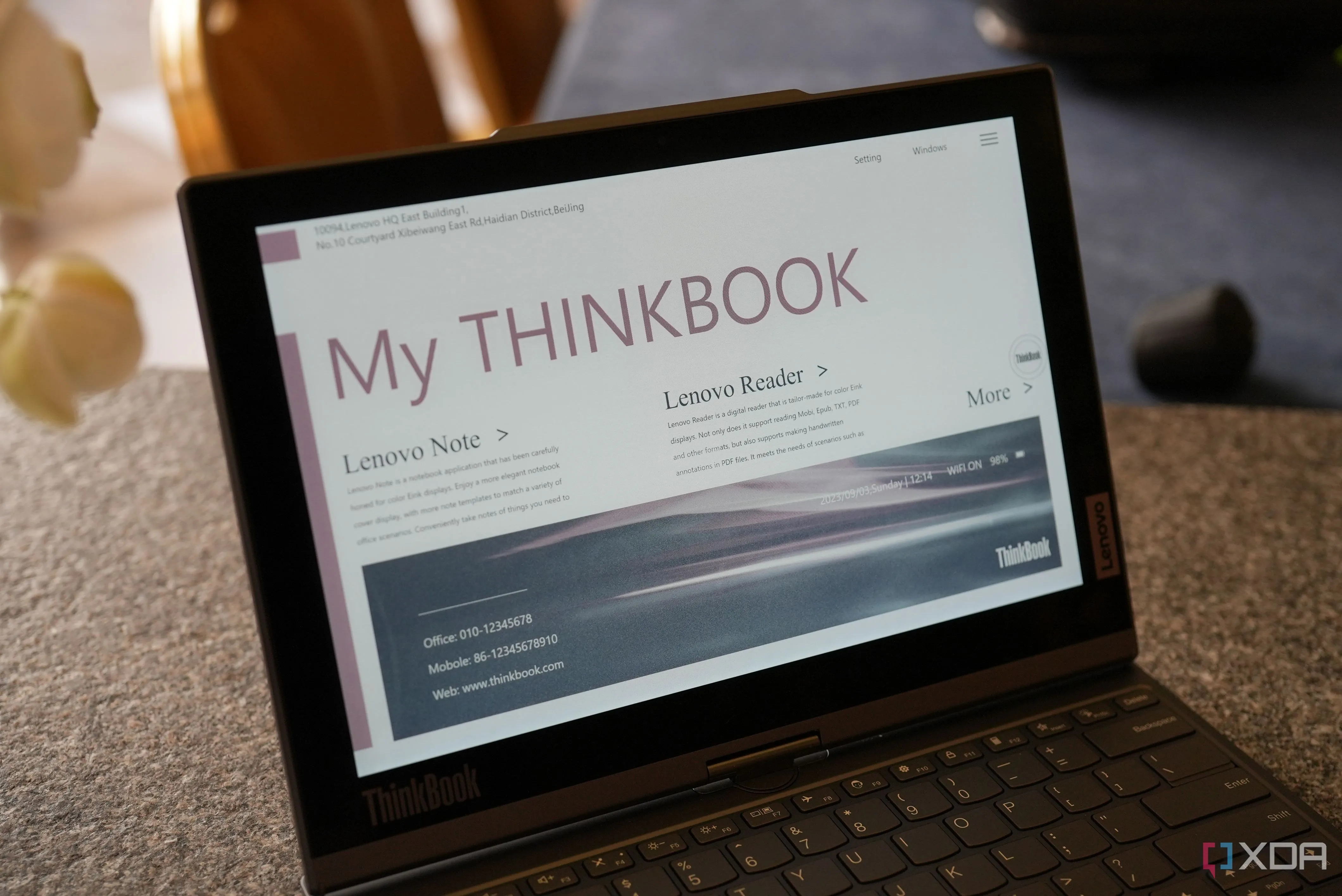 Giao diện E Ink trên laptop Lenovo ThinkBook Plus Gen 3