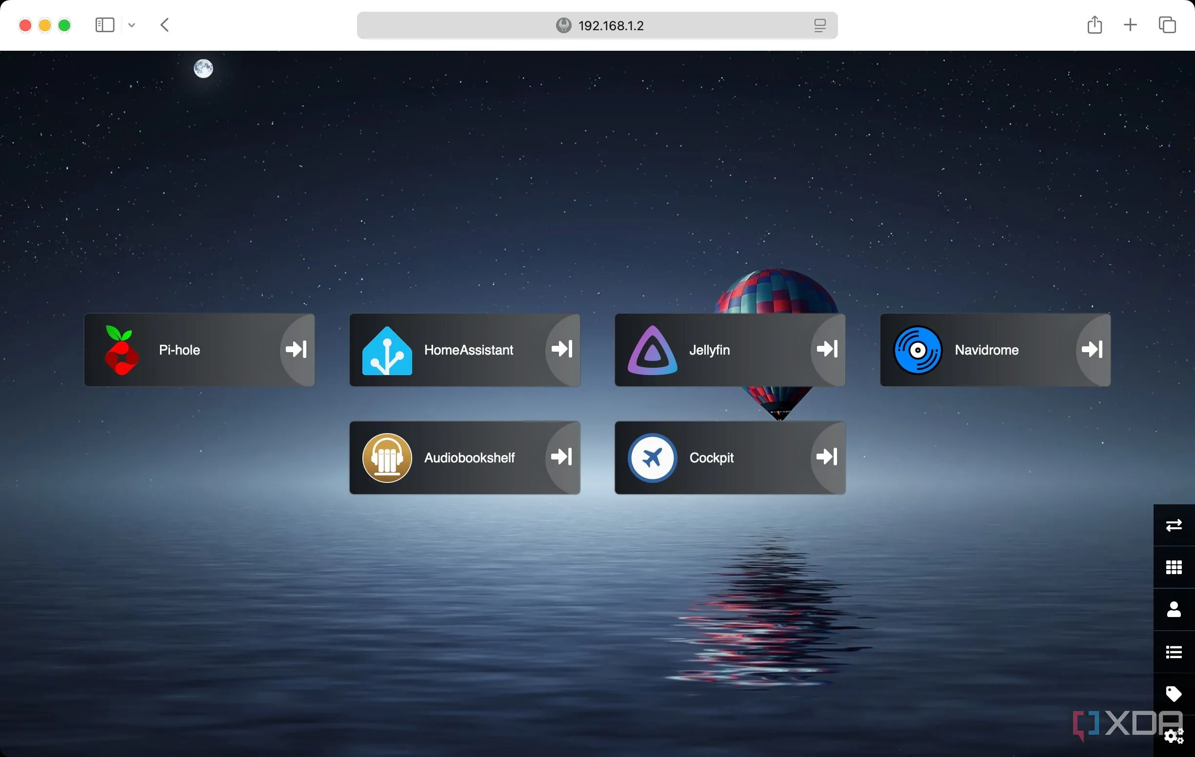 Giao diện Heimdall hiển thị các biểu tượng ứng dụng self-hosted được sắp xếp