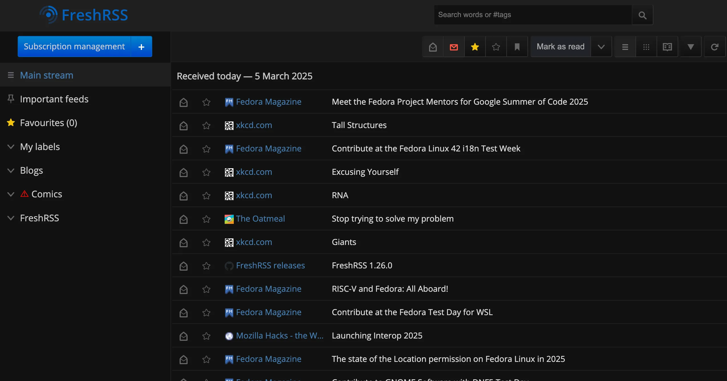 Giao diện quản lý các nguồn cấp RSS Feed, minh họa cách Vivaldi tích hợp trình đọc Feeds để người dùng theo dõi tin tức công nghệ và nội dung yêu thích