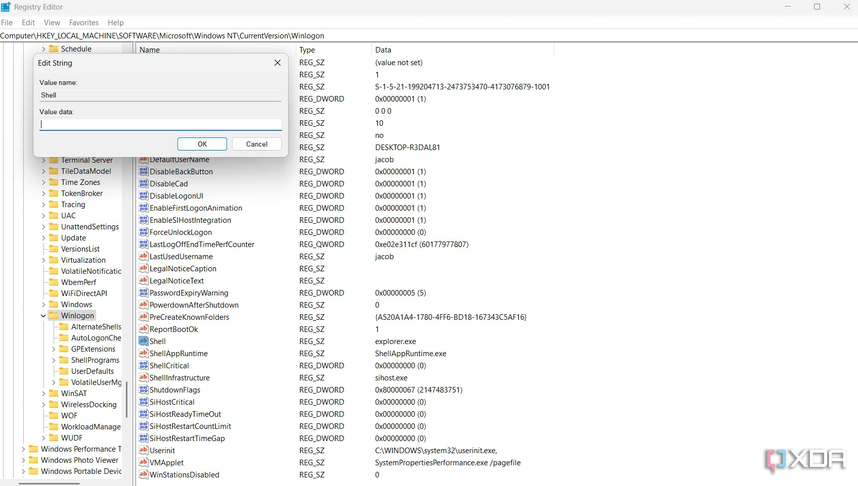 Giao diện Registry Editor của Windows, hiển thị cách vô hiệu hóa Windows Shell bằng cách chỉnh sửa mục 'Shell'.
