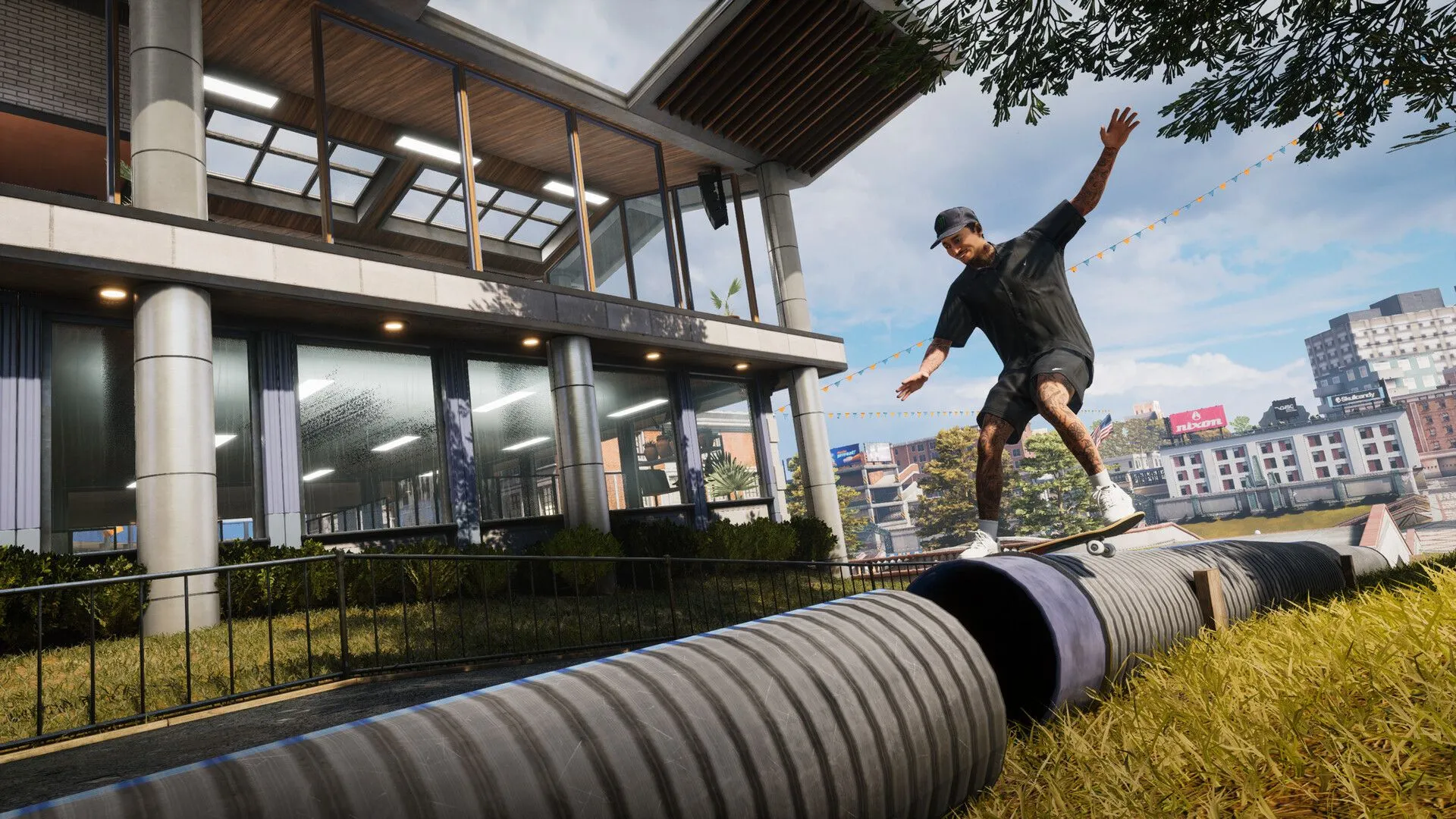 Góc nhìn cận cảnh một skater đang trượt trên lan can, thể hiện kỹ năng grind trong Tony Hawk's Pro Skater 3 + 4
