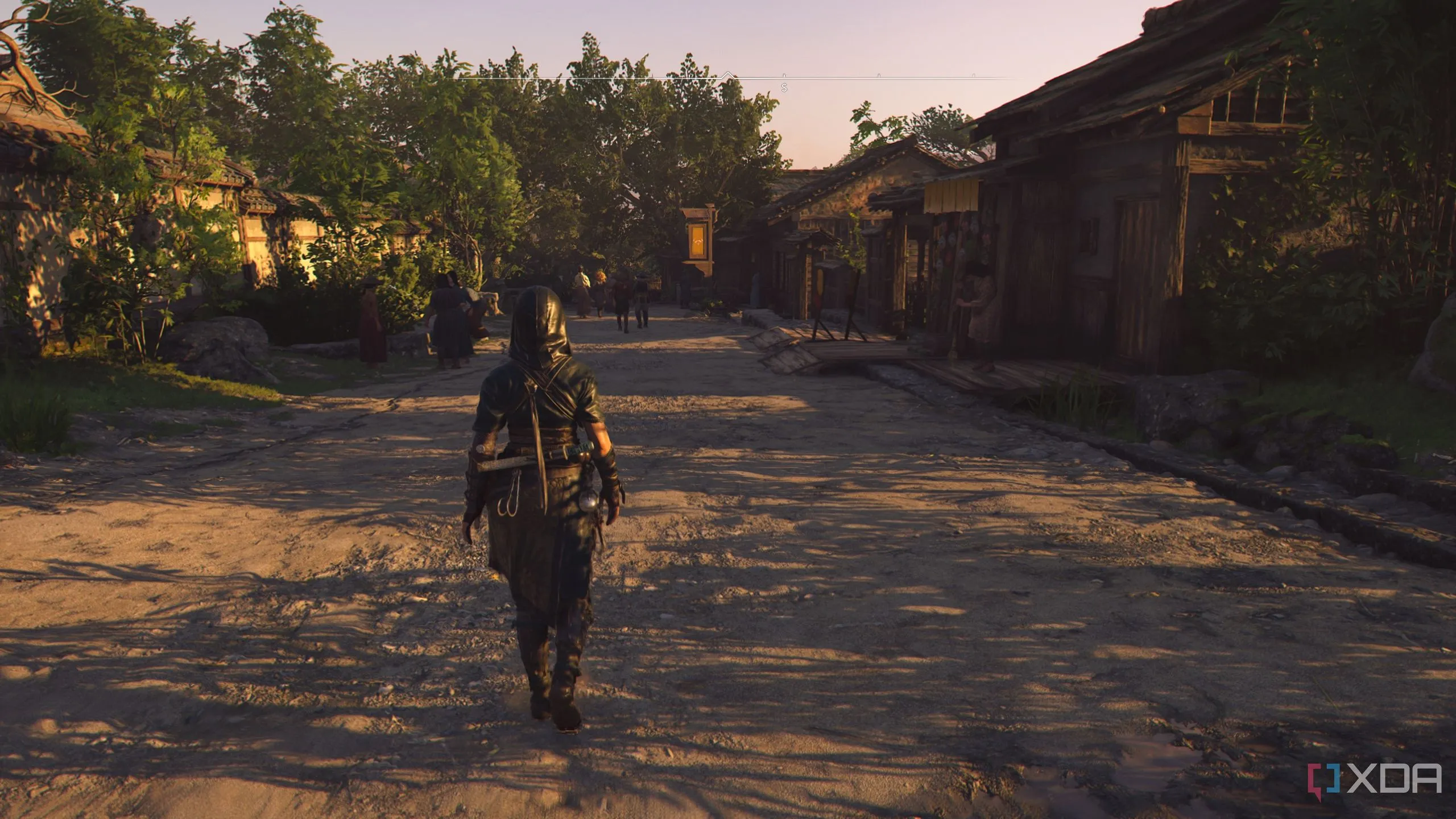 Hiệu ứng đồ họa vật liệu ướt và ánh sáng tiên tiến trong Assassin's Creed Shadows thể hiện trên trang phục của Naoe.