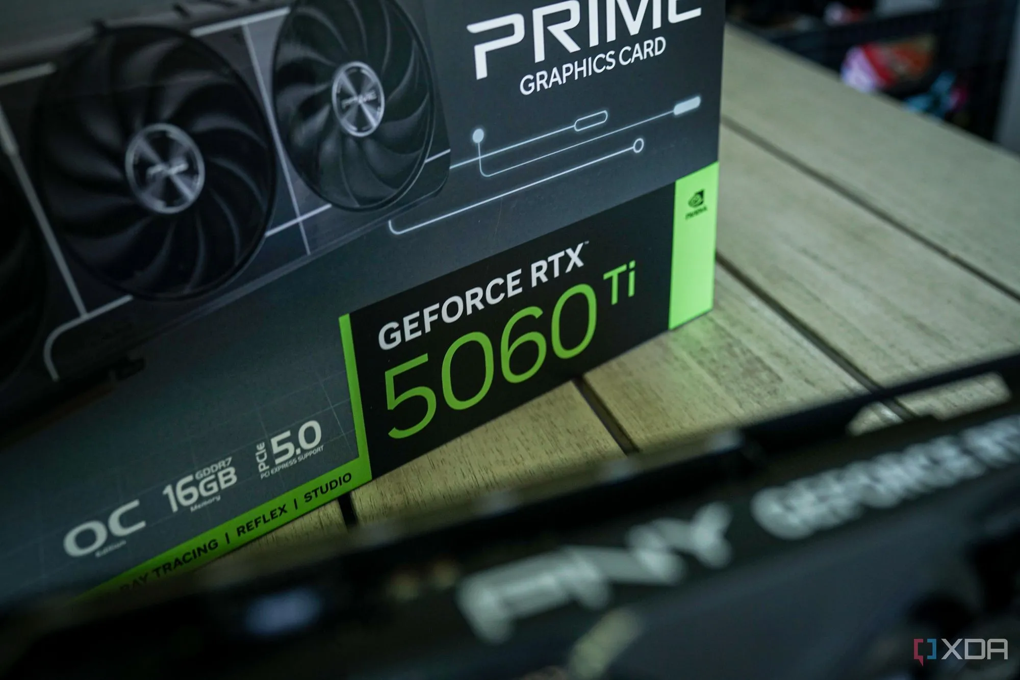 Hình ảnh hộp card đồ họa Nvidia, gợi ý về các sản phẩm GPU của hãng.