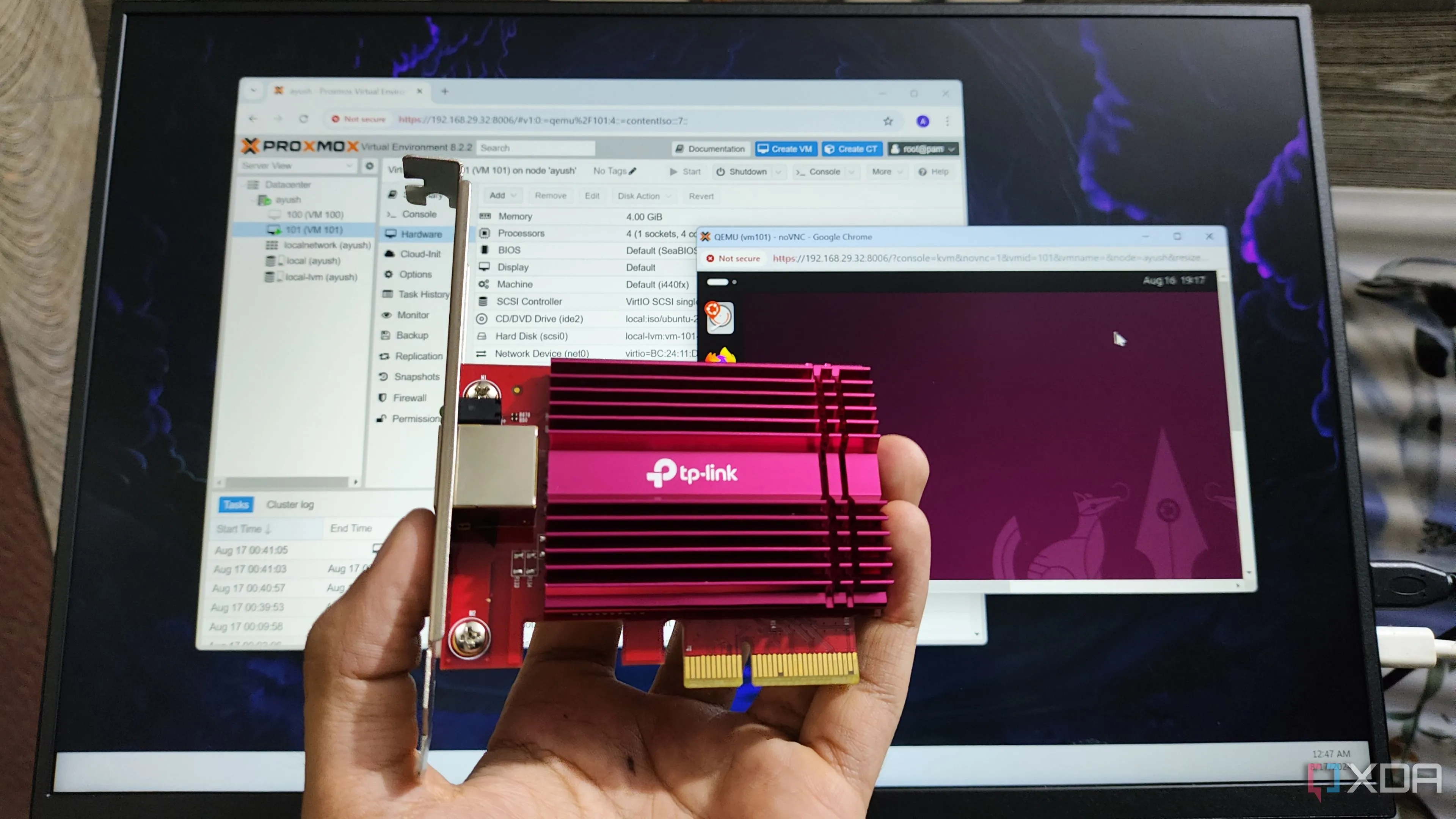 Hình ảnh một người đang cầm card mạng 10GbE, màn hình phía sau hiển thị giao diện Proxmox PVE