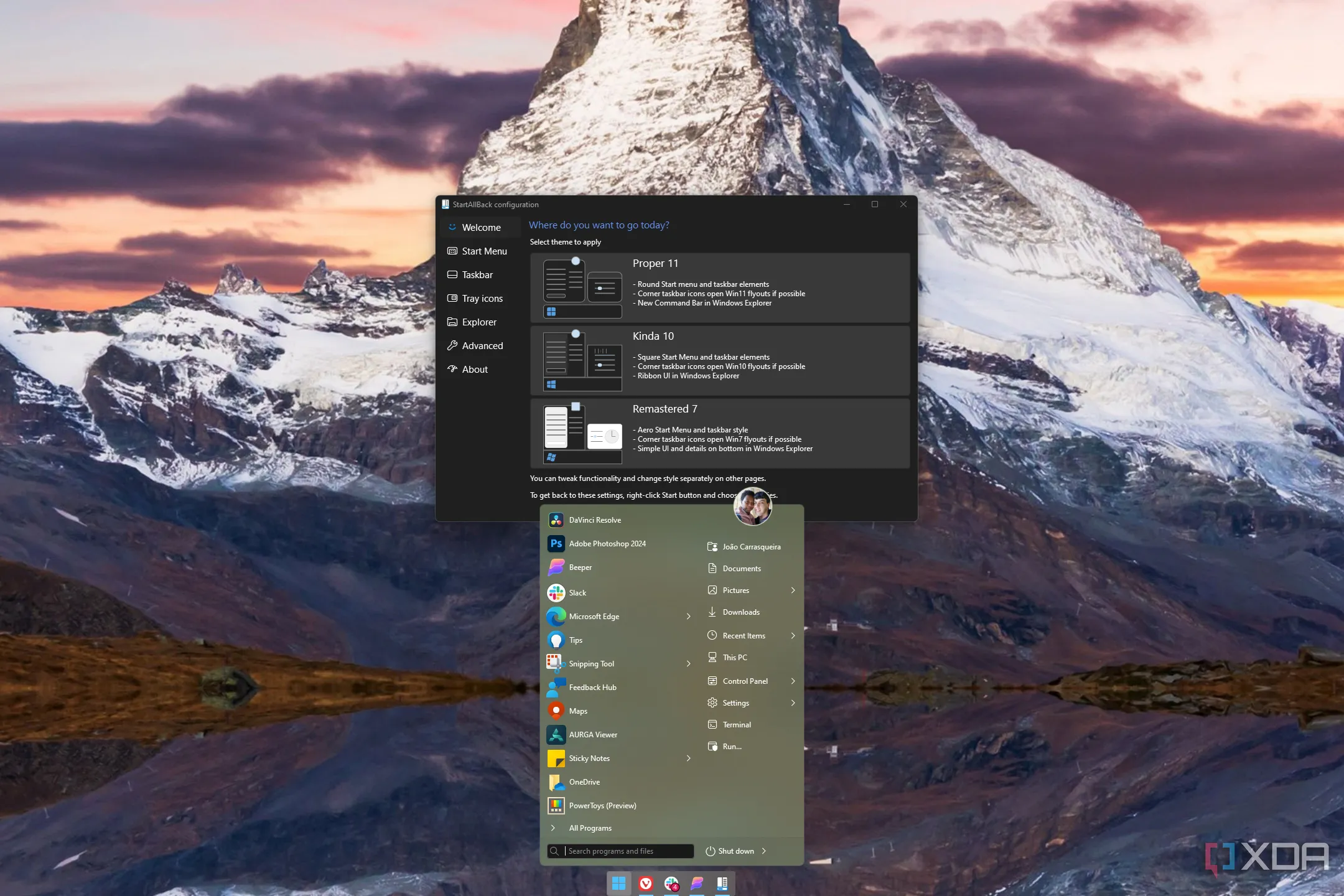 Màn hình desktop Windows 11 với Start Menu được tùy chỉnh bởi StartAllBack