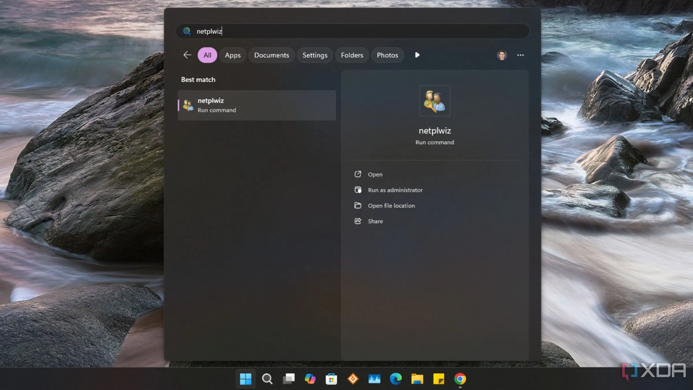 Màn hình Start Menu của Windows 11 hiển thị kết quả tìm kiếm ứng dụng netplwiz.