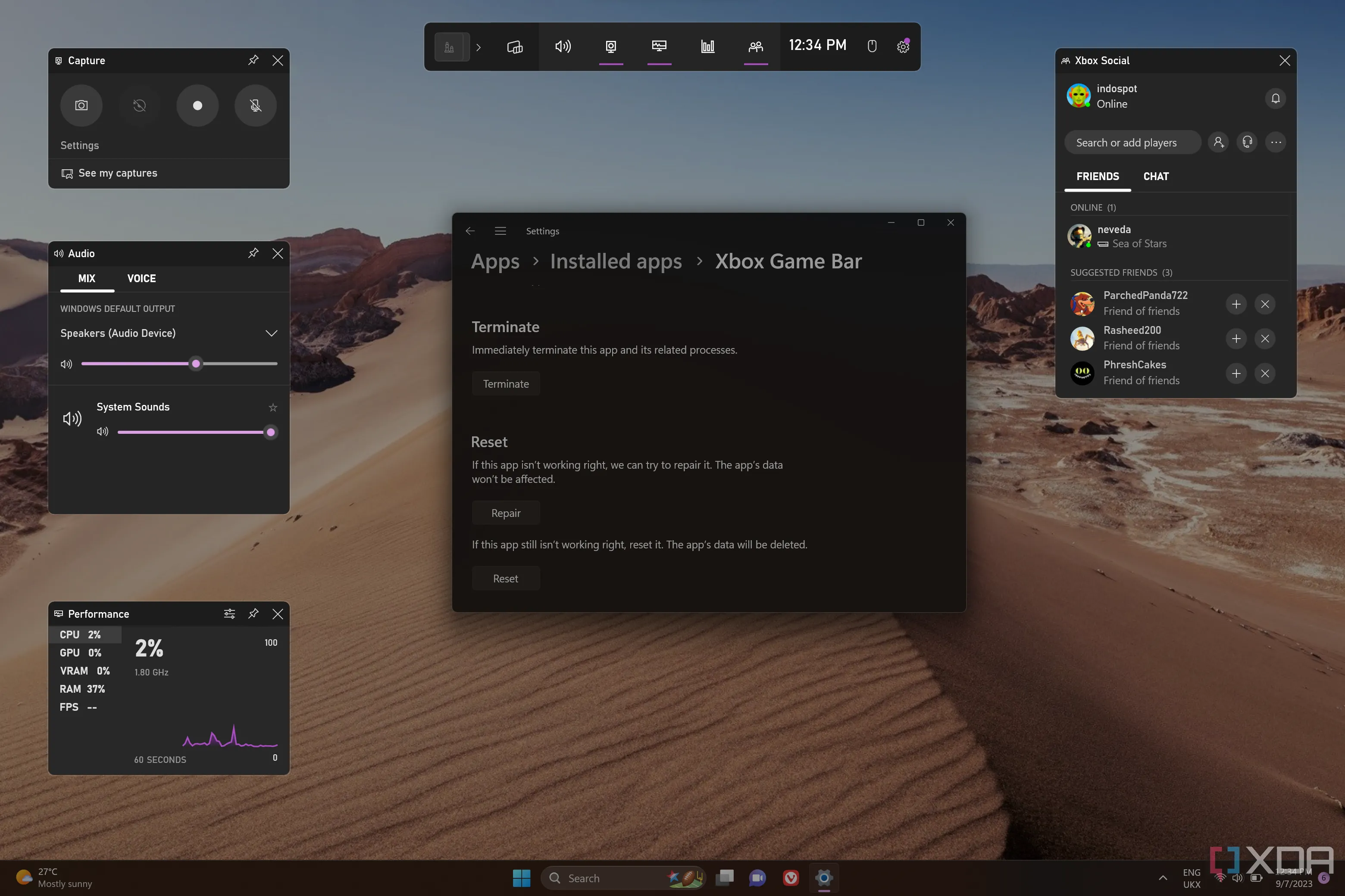 Màn hình Windows 11 với lớp phủ Xbox Game Bar hiển thị tùy chọn tắt ứng dụng