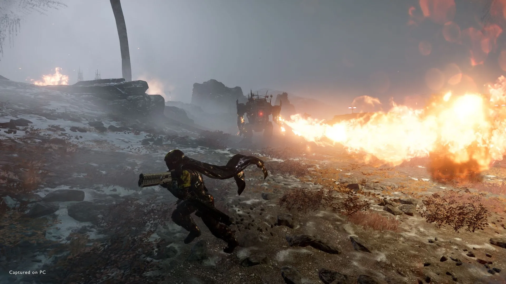 Một Mech chiến đấu trong Helldivers 2 phun lửa vào kẻ thù