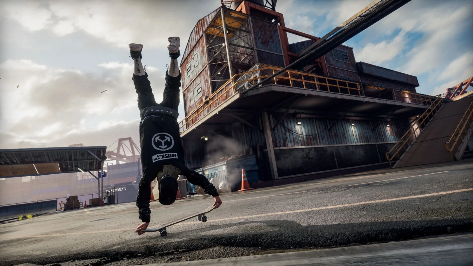 Một skater đang thực hiện cú handstand trick trên ván trượt trong Tony Hawk's Pro Skater 3 + 4, thể hiện sự khéo léo và kỹ năng