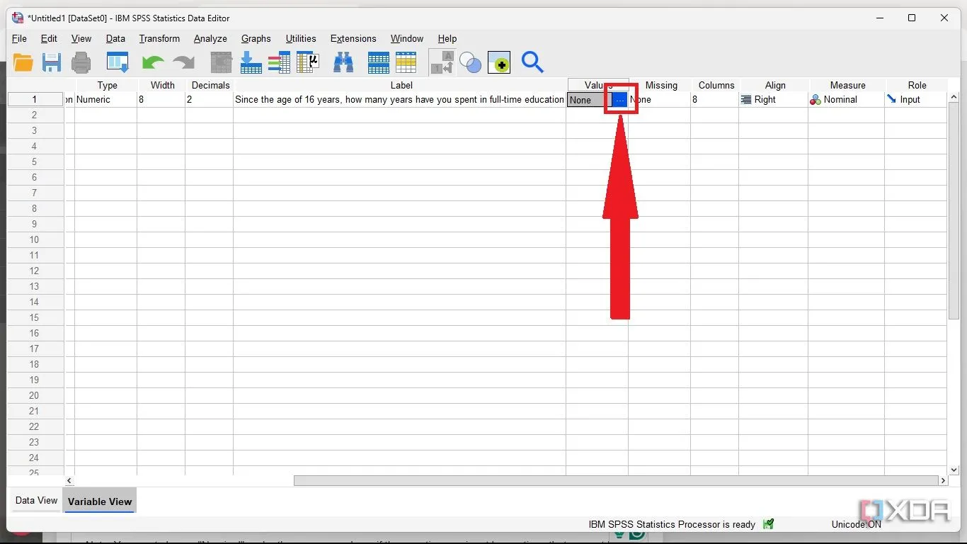 Nhấp vào dấu ba chấm để gán giá trị cho biến trong SPSS