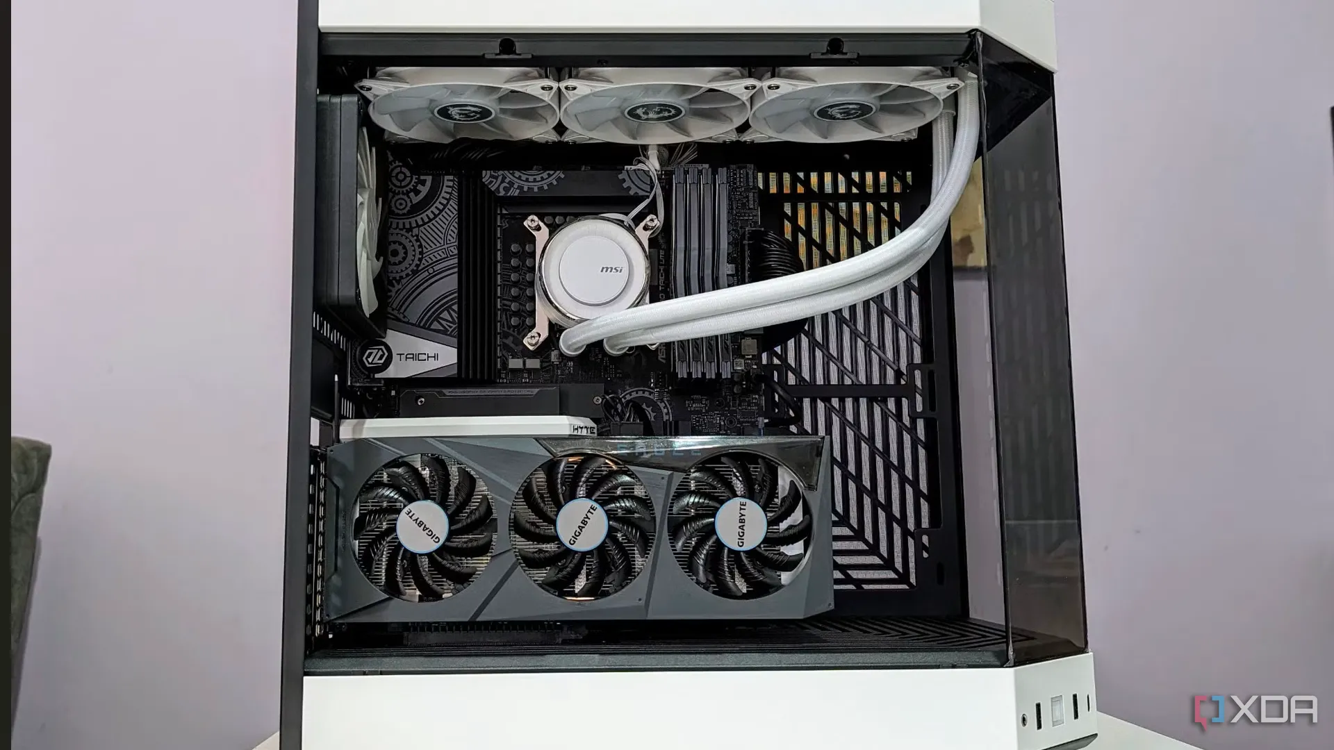 pc build white case