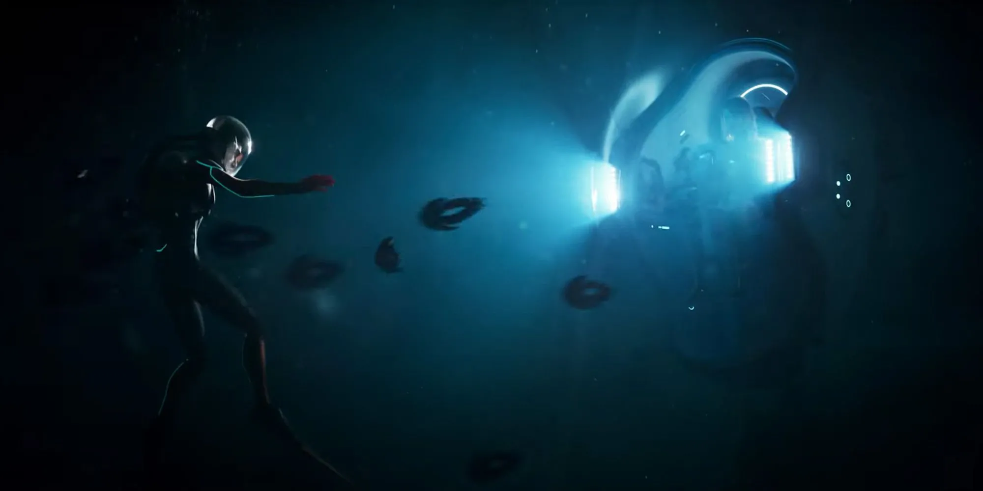 Phương tiện lặn mới và nhân vật trong môi trường biển sâu của Subnautica 2