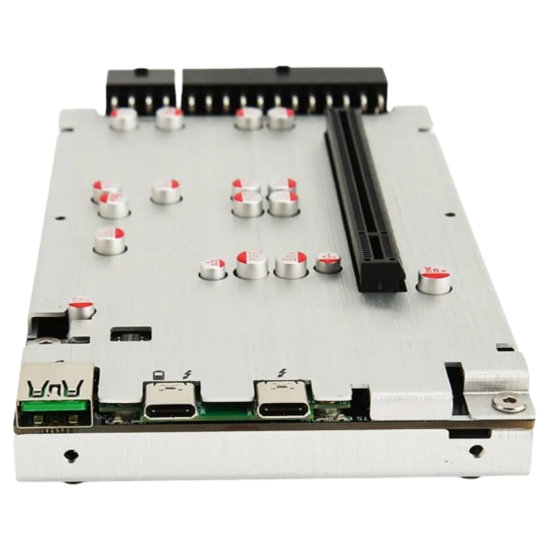 TH3P4G3 Graphics Docking Station, một adapter PCIe cho phép tự chế tạo eGPU Thunderbolt, nhìn từ phía cổng kết nối.