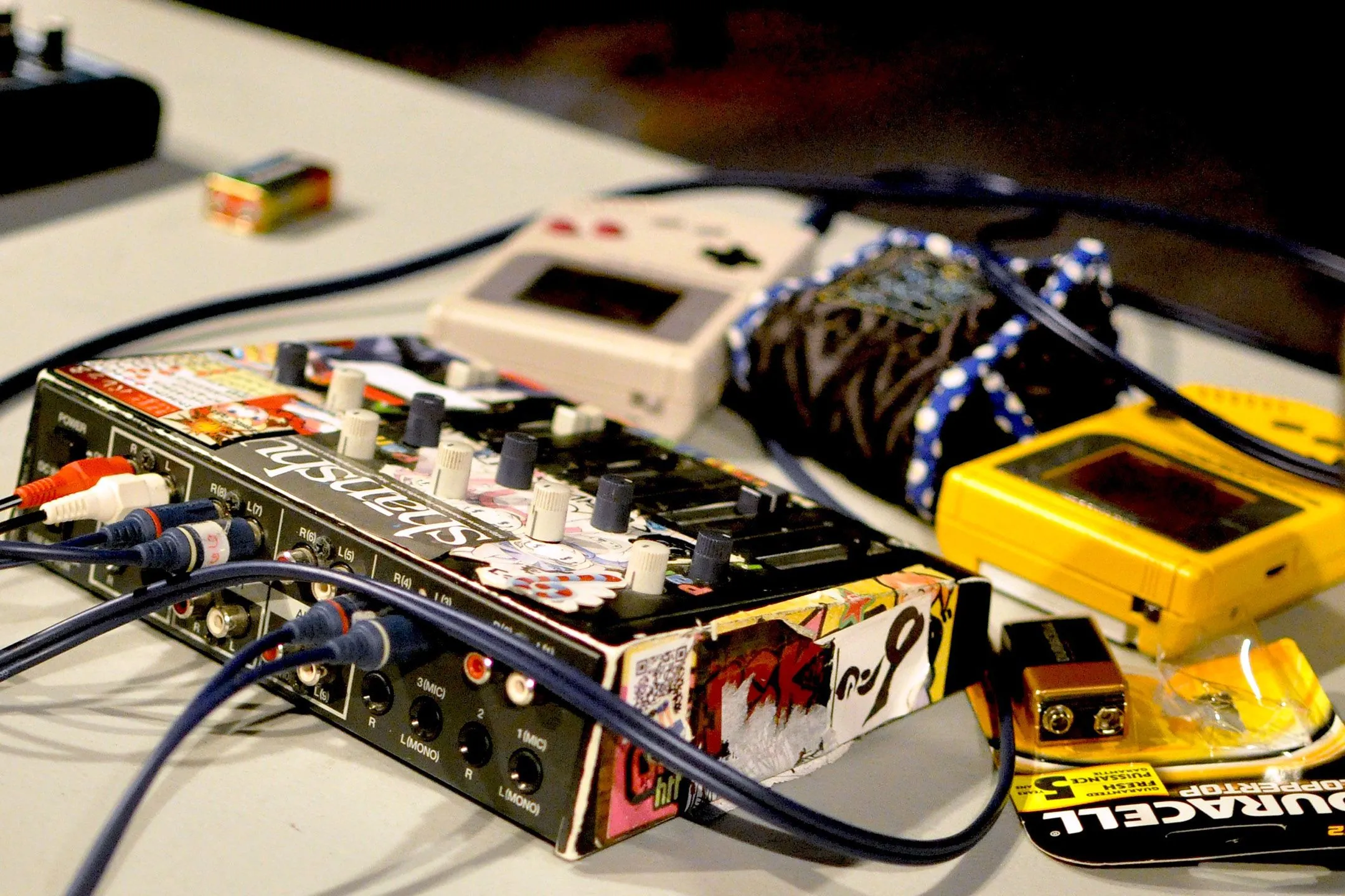 Thiết lập chiptune với các máy chơi game Nintendo Game Boy