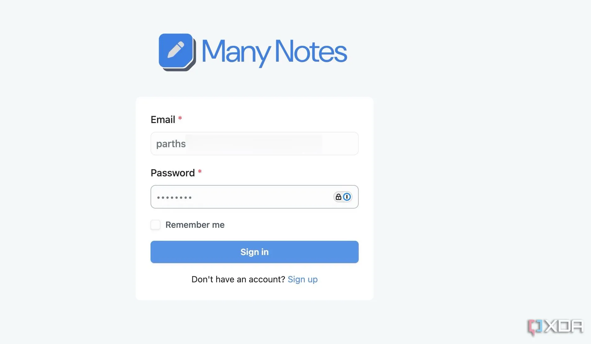Trang đăng nhập của Many Notes, phản ánh giao diện cơ bản và gợi ý về các cải tiến UI tiềm năng