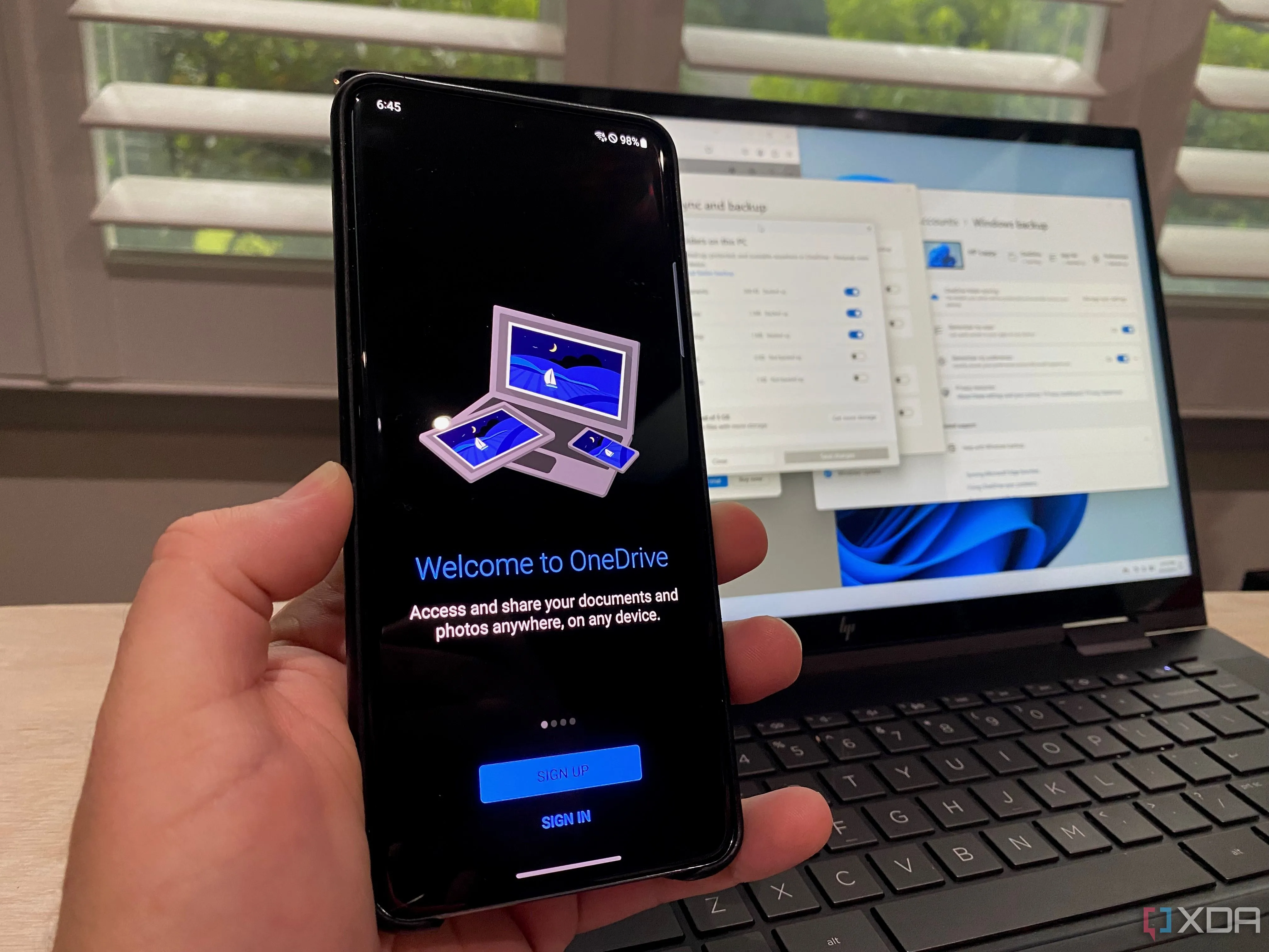 Ứng dụng Microsoft OneDrive trên điện thoại Android và máy tính Windows