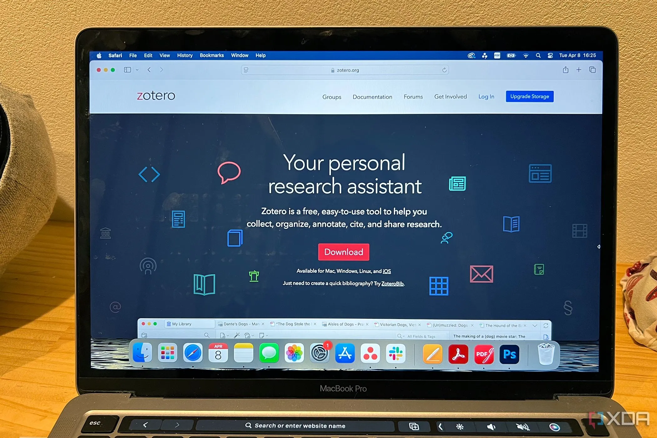 Ứng dụng trợ lý nghiên cứu Zotero đang hoạt động trên MacBook, minh họa vấn đề tương thích của PDFgear với các công cụ chuyên biệt.